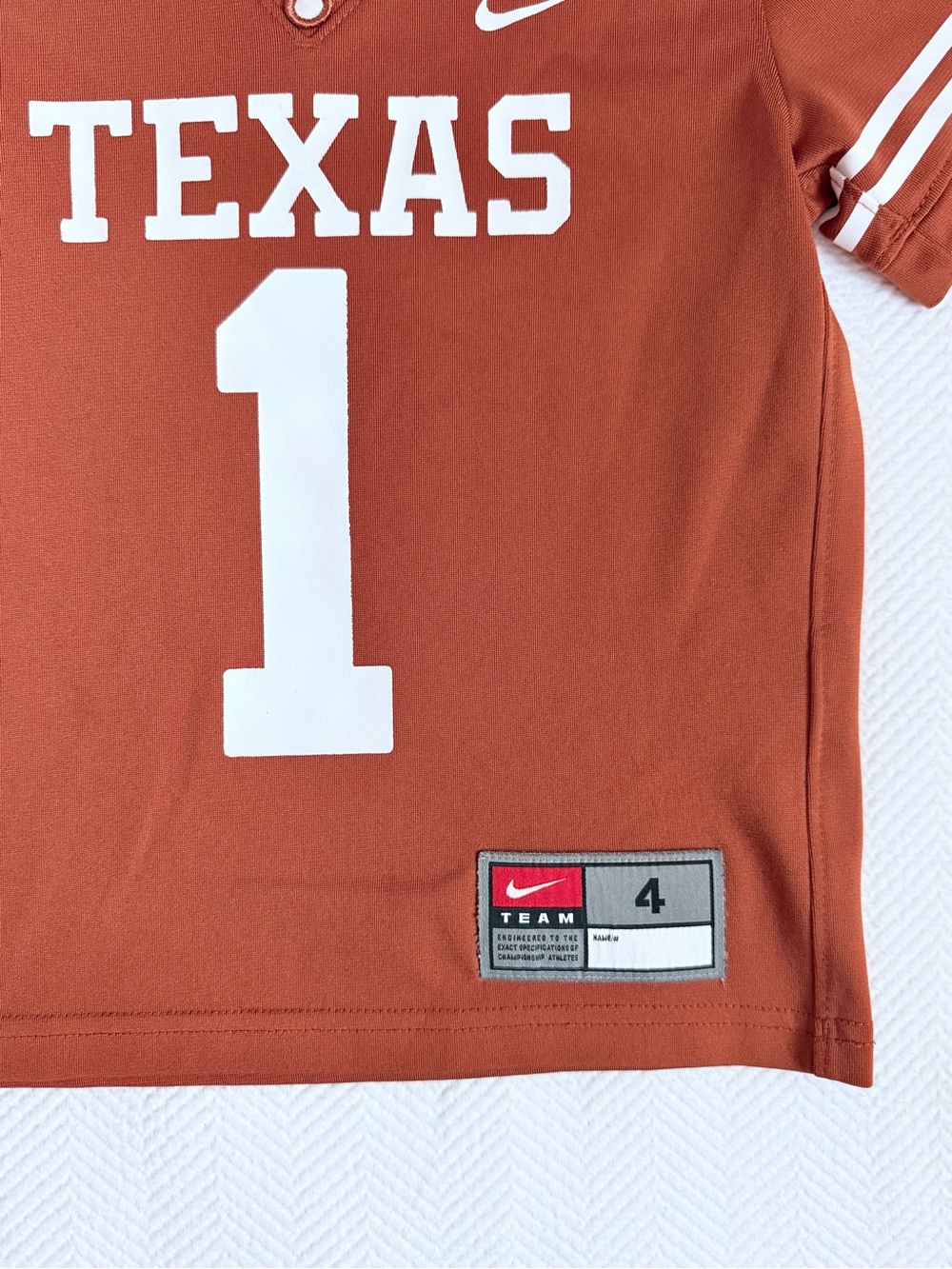 University of Texas Longhorns Nike Football Jersey, Size 4 - Picture 2 of 4